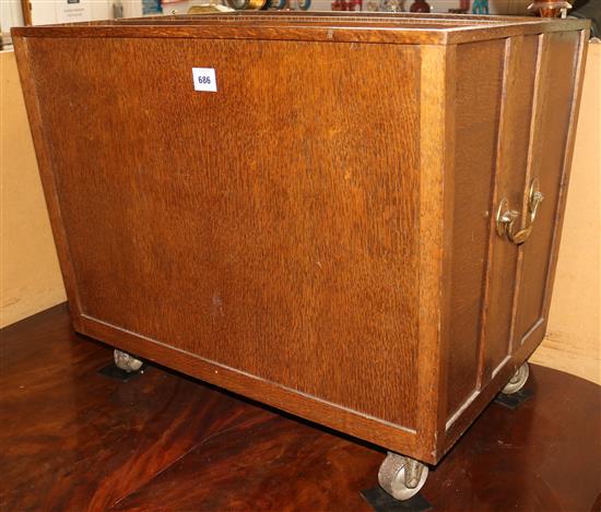 Early 20th century oak folio trolley(-)